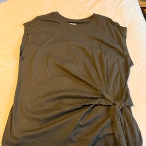 Old Navy black XL shirt with knot detail
